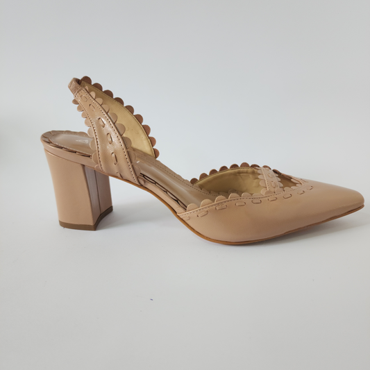 Sofía Almendra, zapato bajo con aire sofisticado y femenino