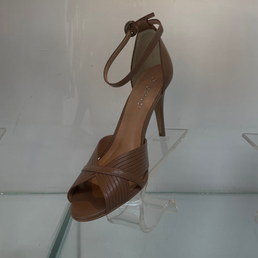 Zapato lorraci café bajo