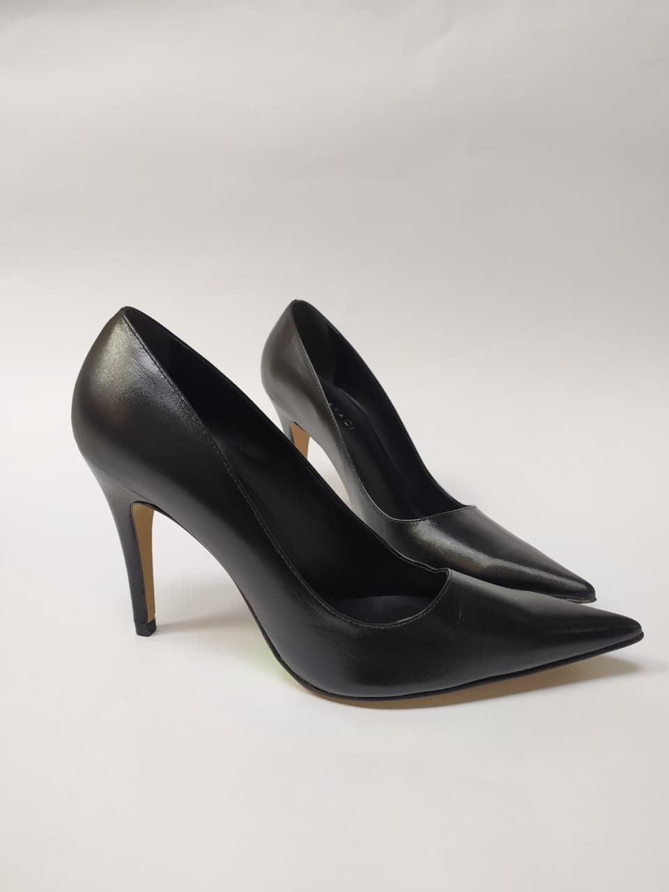 Stiletto Negro Lolys