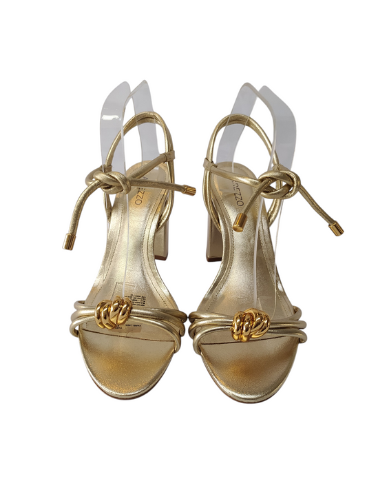 Sandalia dorada/amarrar Arezzo