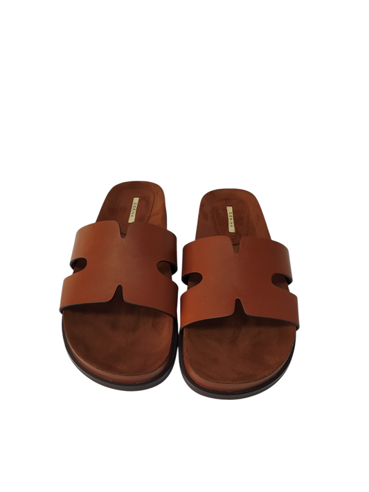 Sandalia rastrera café Corina