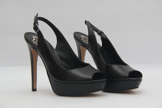 Stella High – Negro